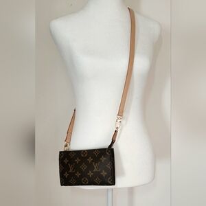 Authentic Louis Vuitton Monogram Pouch!!!
